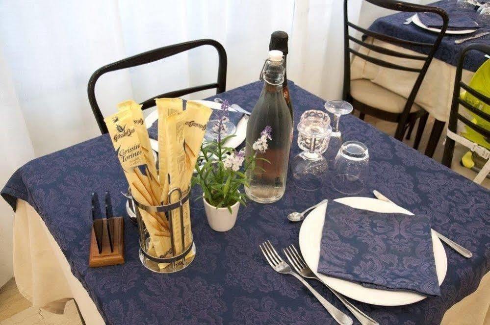 Piccolo Hotel Cesenatico Buitenkant foto